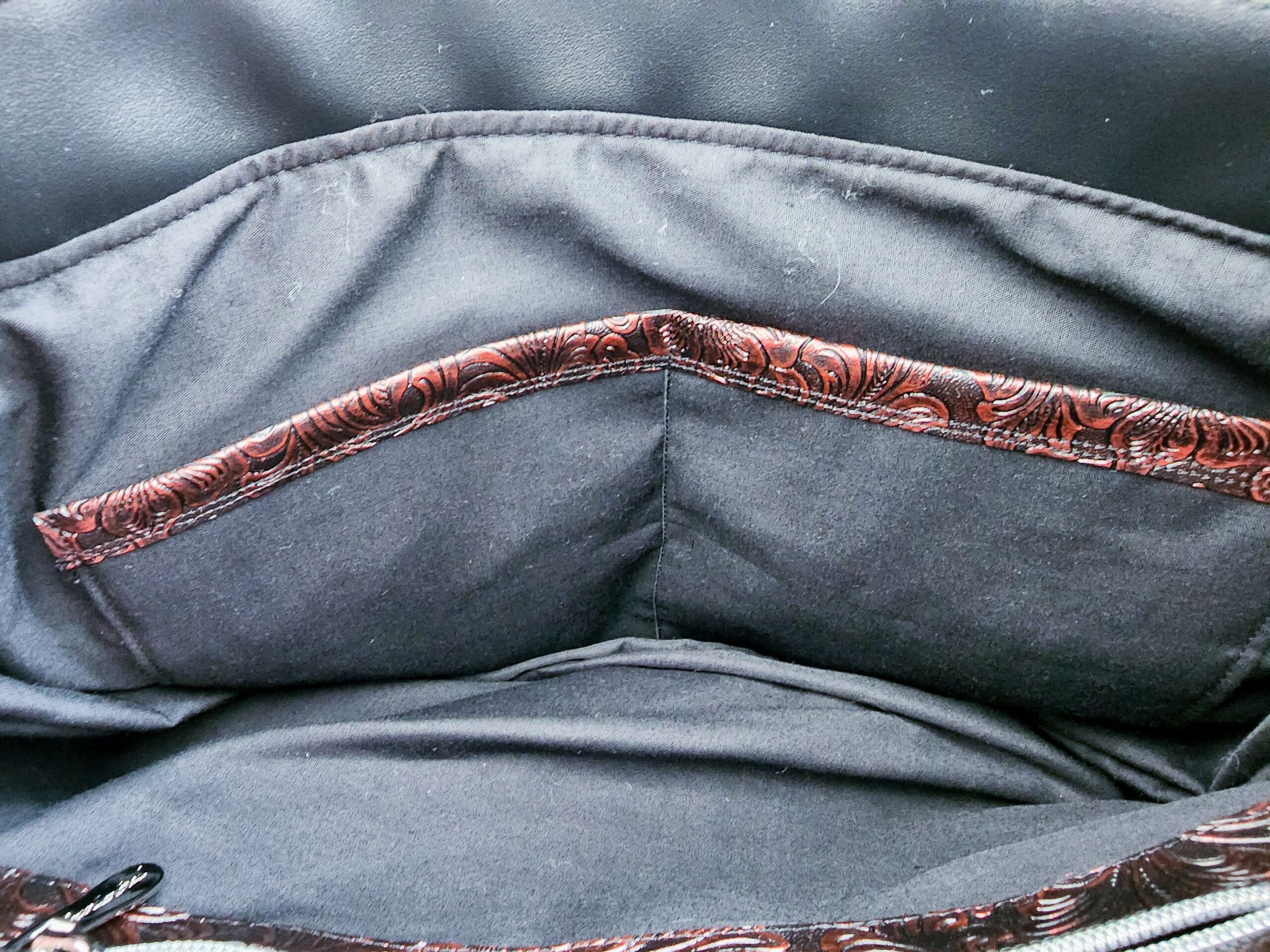 Hiraeth Handbag - Plain black with Metallic Red Embossed Floral - Image 6
