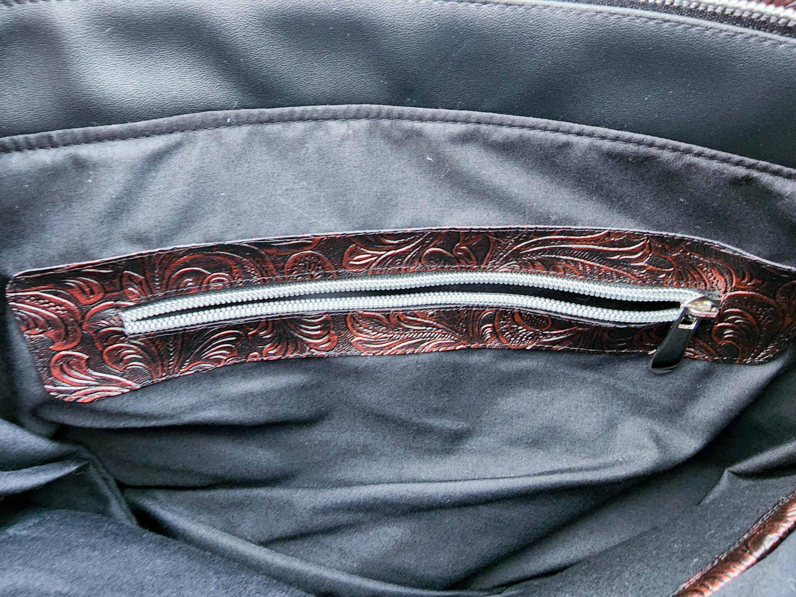 Hiraeth Handbag - Plain black with Metallic Red Embossed Floral - Image 5